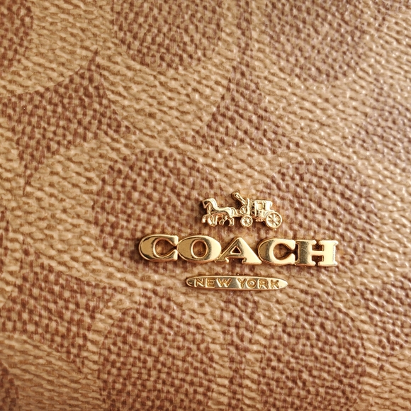 Coach Double Zip Wallet in Blocked Signature Canvas Brown Tan Wristlet - Picture 2 of 10